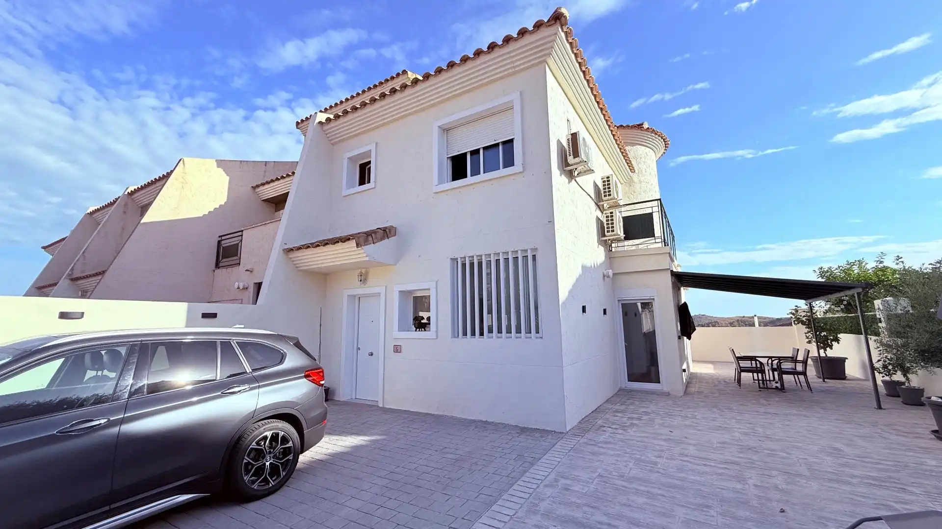 Adosado con piscina en venta en Balcón de Finestrat - Terra Marina