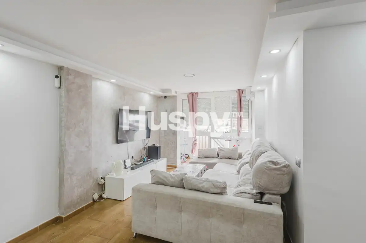 Piso con ascensor en venta en Calle Eume, imagen 3