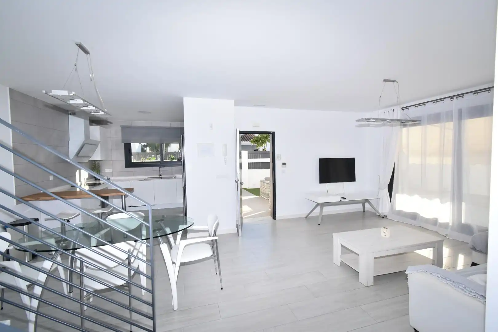 Doppelhaushälfte mit Pool zum Verkauf in Las Lagunas - Campano, imagen 11