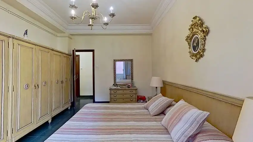 Bedroom of Flat for sale in Ciutat Vella 