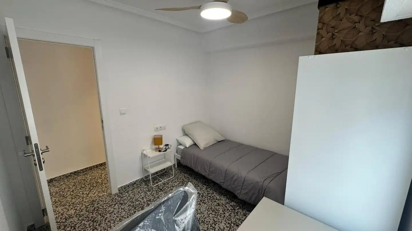 Zimmer in Mestre Marçal, Torrefiel