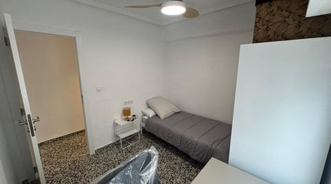 Foto 3 von Zimmer in Mestre Marçal, Torrefiel, Valencia Capital