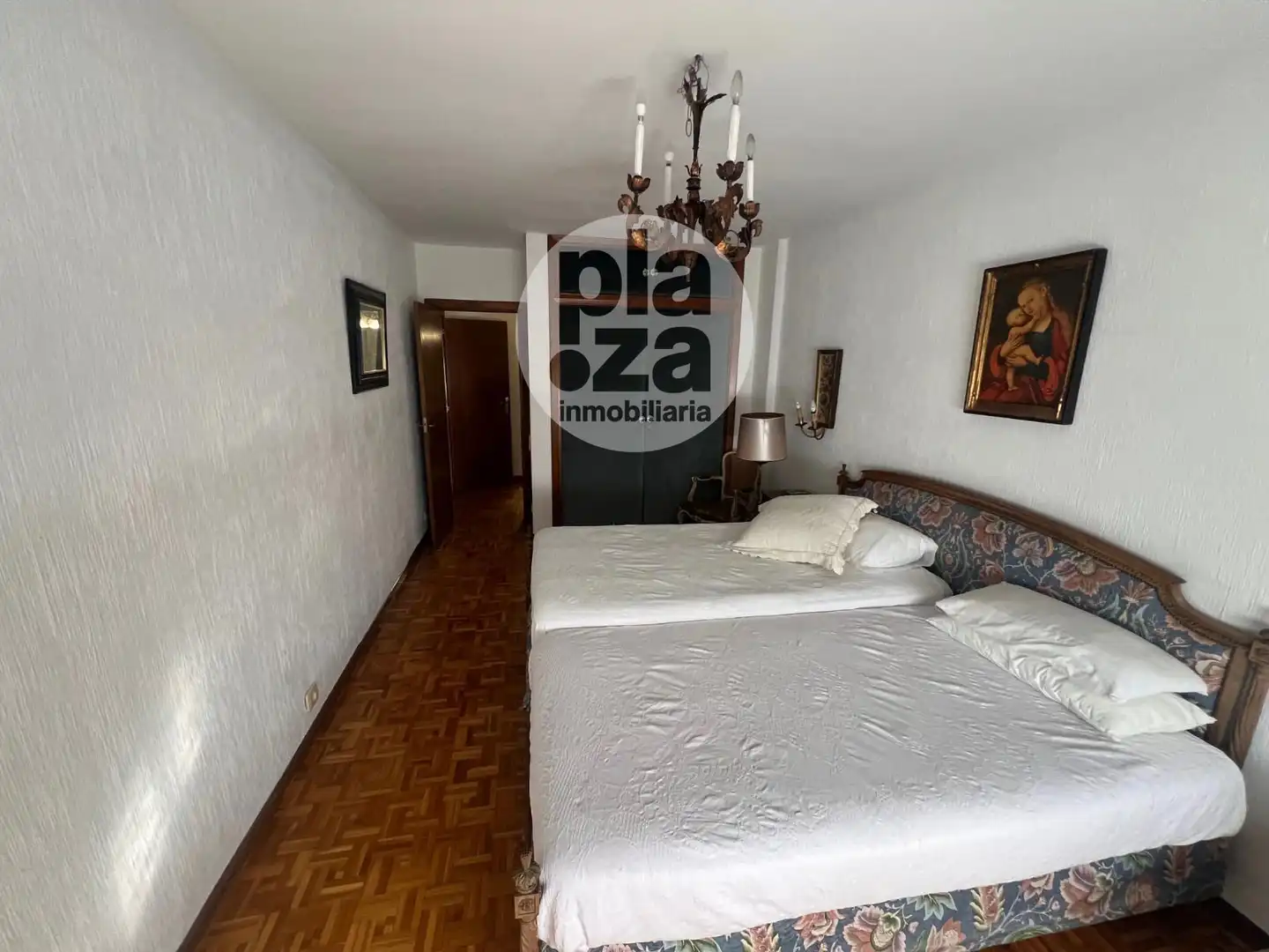 Bedroom of Flat for sale in Burgos  with Heating, Terrace and Storage room