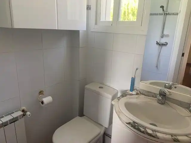 Baño de Casa o chalet en venta en Chiva con Calefacción, Jardín privado y Piscina