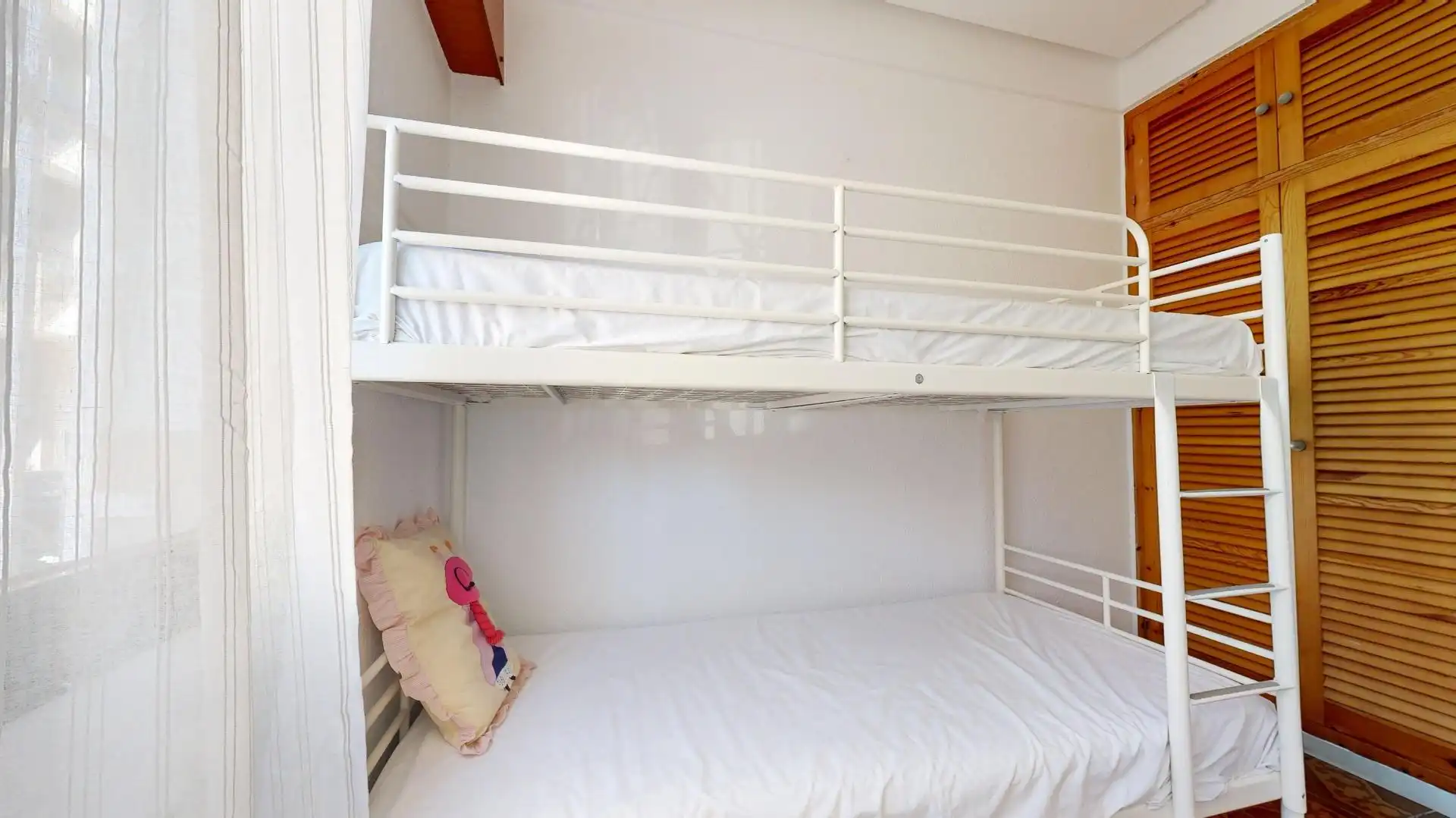Bedroom of Houses for rent in Torrevieja  with Air Conditioner, Private garden and Terrace