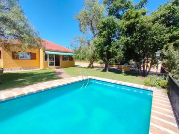 Villa avec piscine à vendre à Godelleta