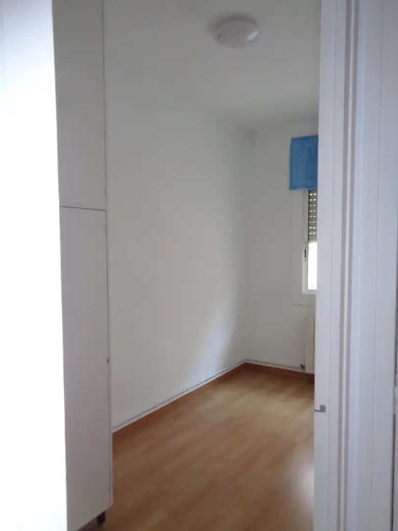 Habitación de Piso de alquiler en Barcelona con Lavadora y Balcón