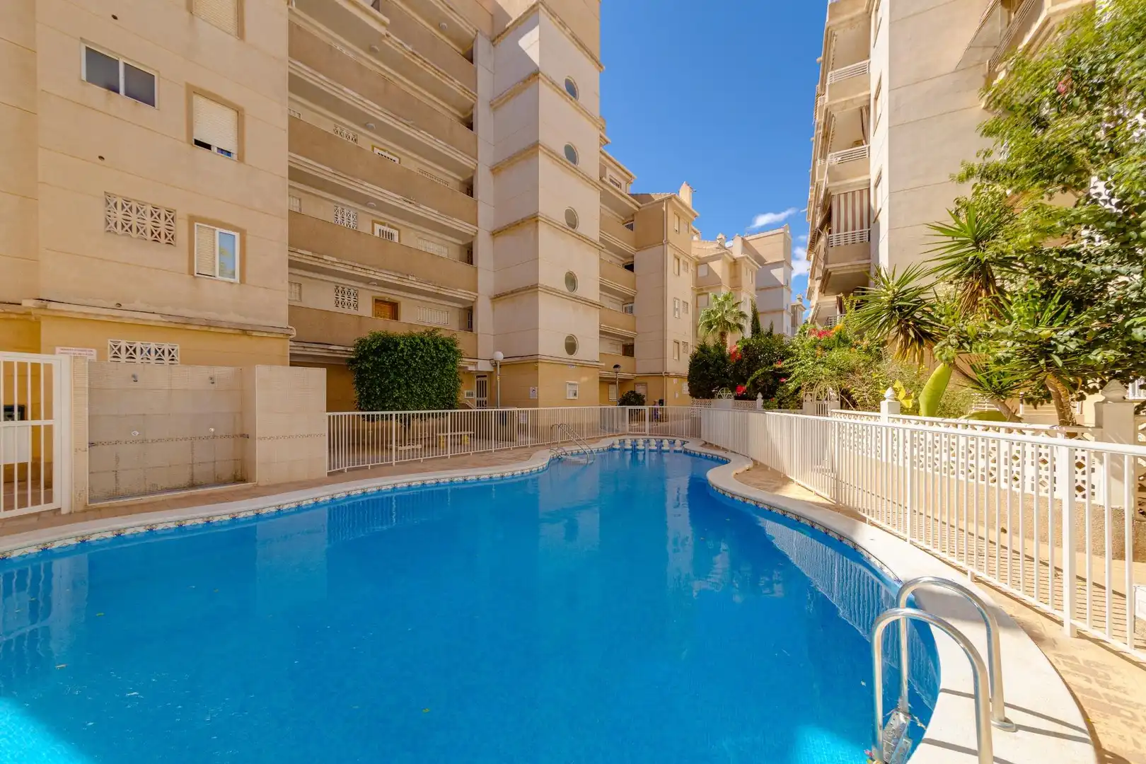 Mini appartamento con piscina in vendita a Avenida Avenida Diego Ramírez Pastor 277, imagen 46