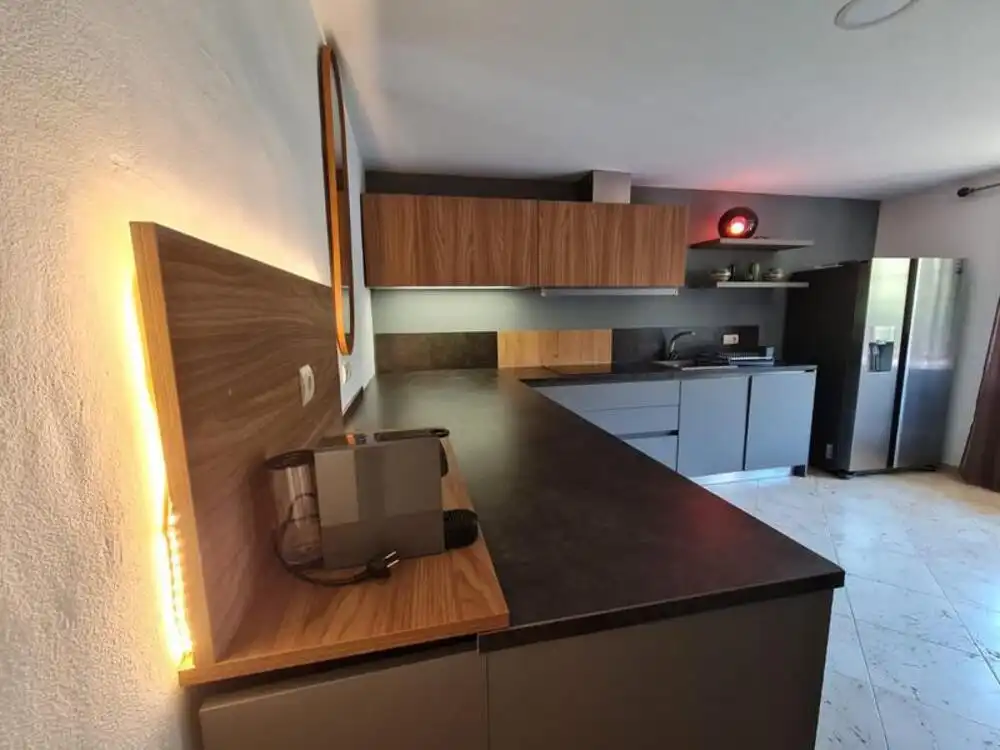Cuina de Casa o xalet de lloguer en Estepona amb Aire condicionat, Jardí privat i Terrassa