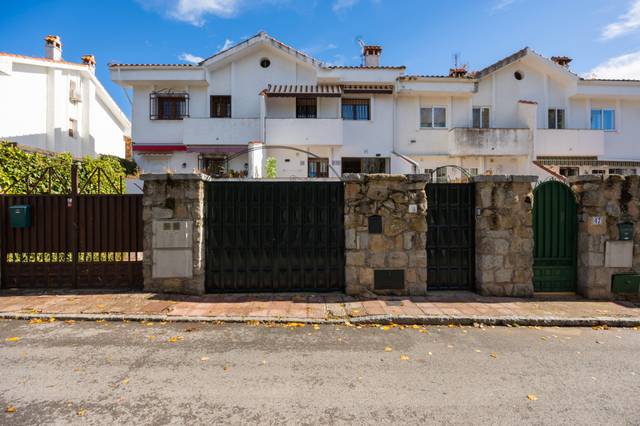 Casa-chalet en Venta en Avenida de Vigo, 45 en Alpedrete