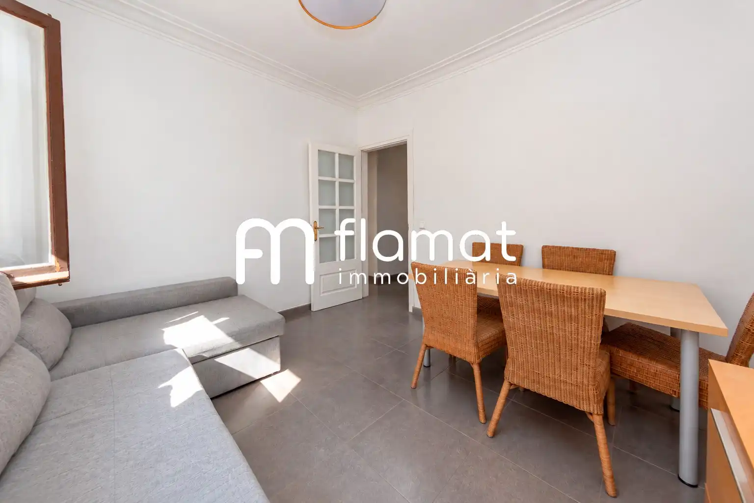 Vista exterior de Piso en venta en Barcelona