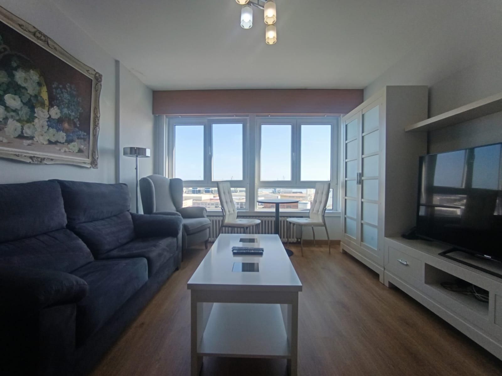 Sala de estar de Piso de alquiler en A Coruña Capital  con Calefacción, Trastero y Balcón
