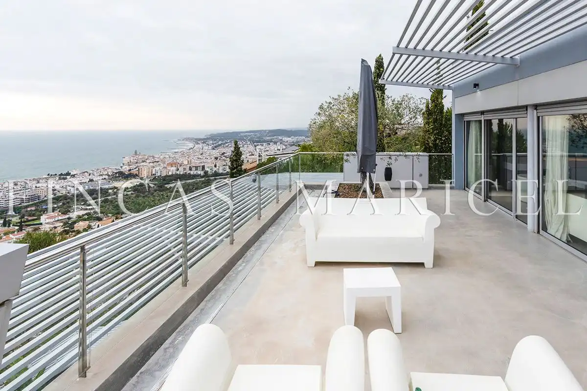 Terraza de Casa o chalet en venta en Sitges con Aire acondicionado, Calefacción y Jardín privado