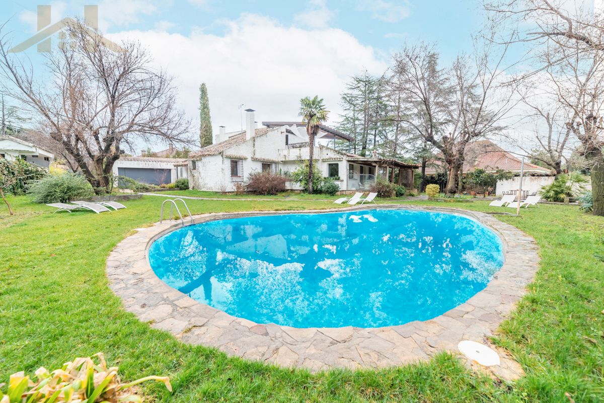 Swimming pool of House or chalet for sale in El Escorial  with Heating, Private garden and Terrace