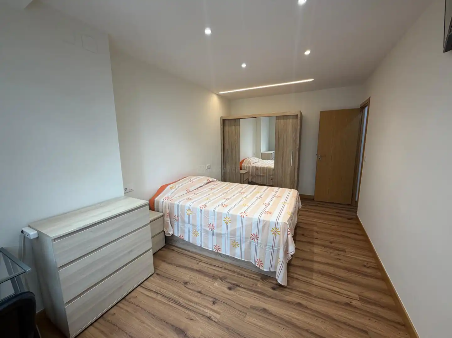 Habitación de Piso en venta en  Logroño con Calefacción, Terraza y Trastero