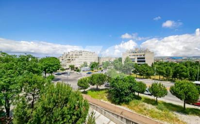 Vista exterior de Pis en venda en  Madrid Capital amb Aire condicionat, Traster i Piscina