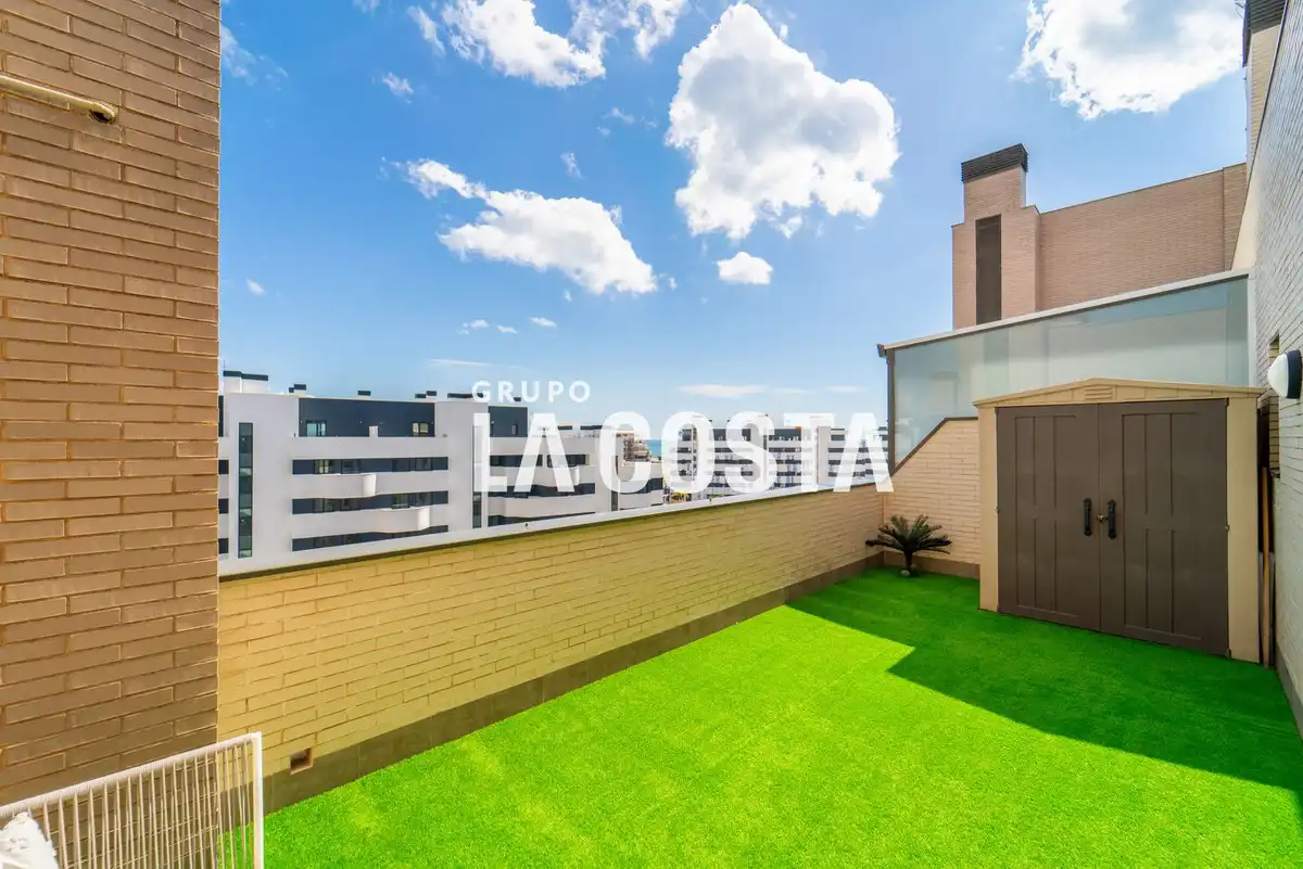Terraza de Ático en venta en Torremolinos con Aire acondicionado, Terraza y Trastero