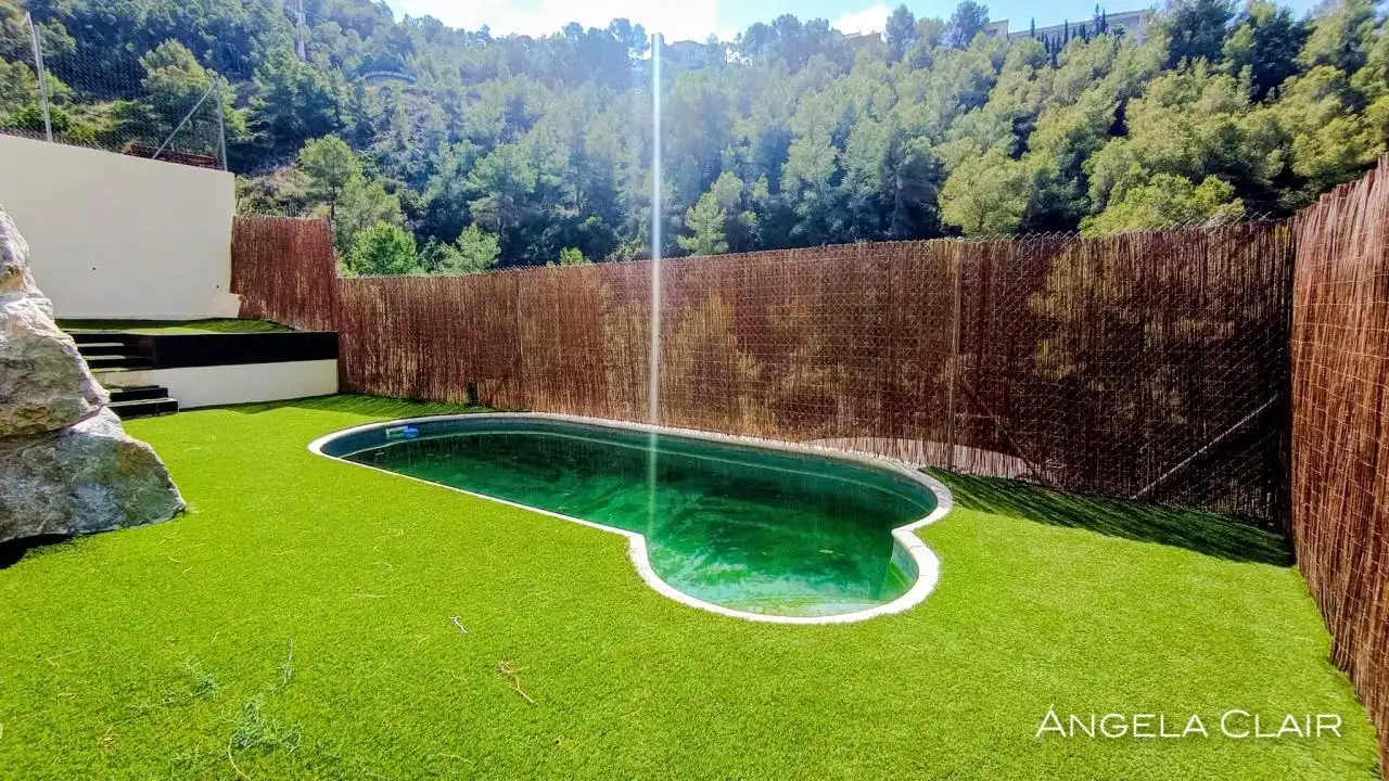 Casa con piscina in vendita a avenida garrofers, imagen 3