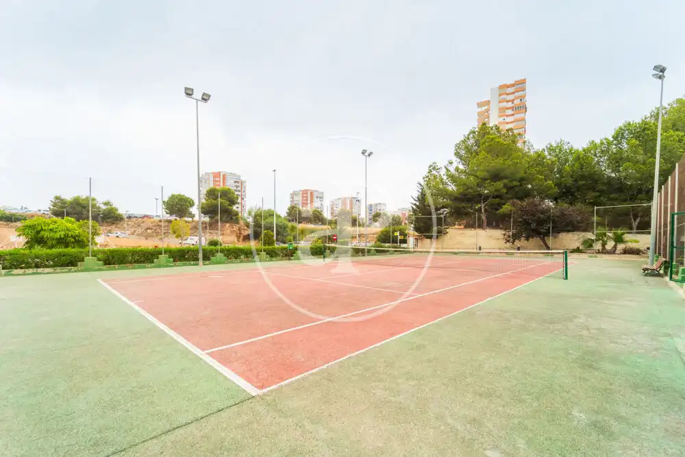 Parking of Flat for sale in Benidorm  with Air Conditioner, Heating and Terrace