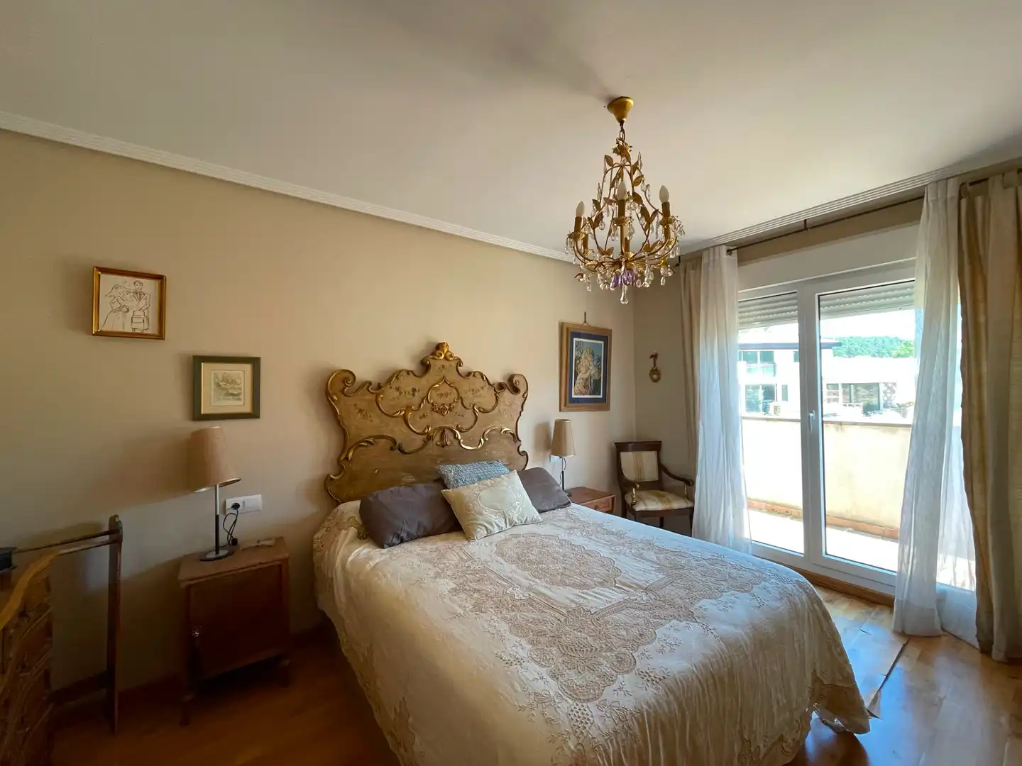 Habitación de Casa adosada en venta en San Leonardo de Yagüe con Calefacción, Jardín privado y Parquet