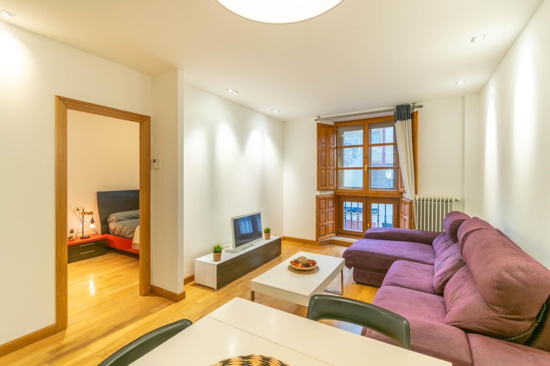 Sala d'estar de Pis en venda en  Pamplona / Iruña amb Calefacció i Parquet