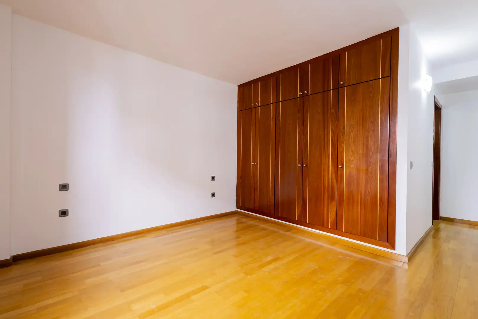 Habitación de Ático de alquiler en San Cristóbal de la Laguna con Terraza, Trastero y Balcón