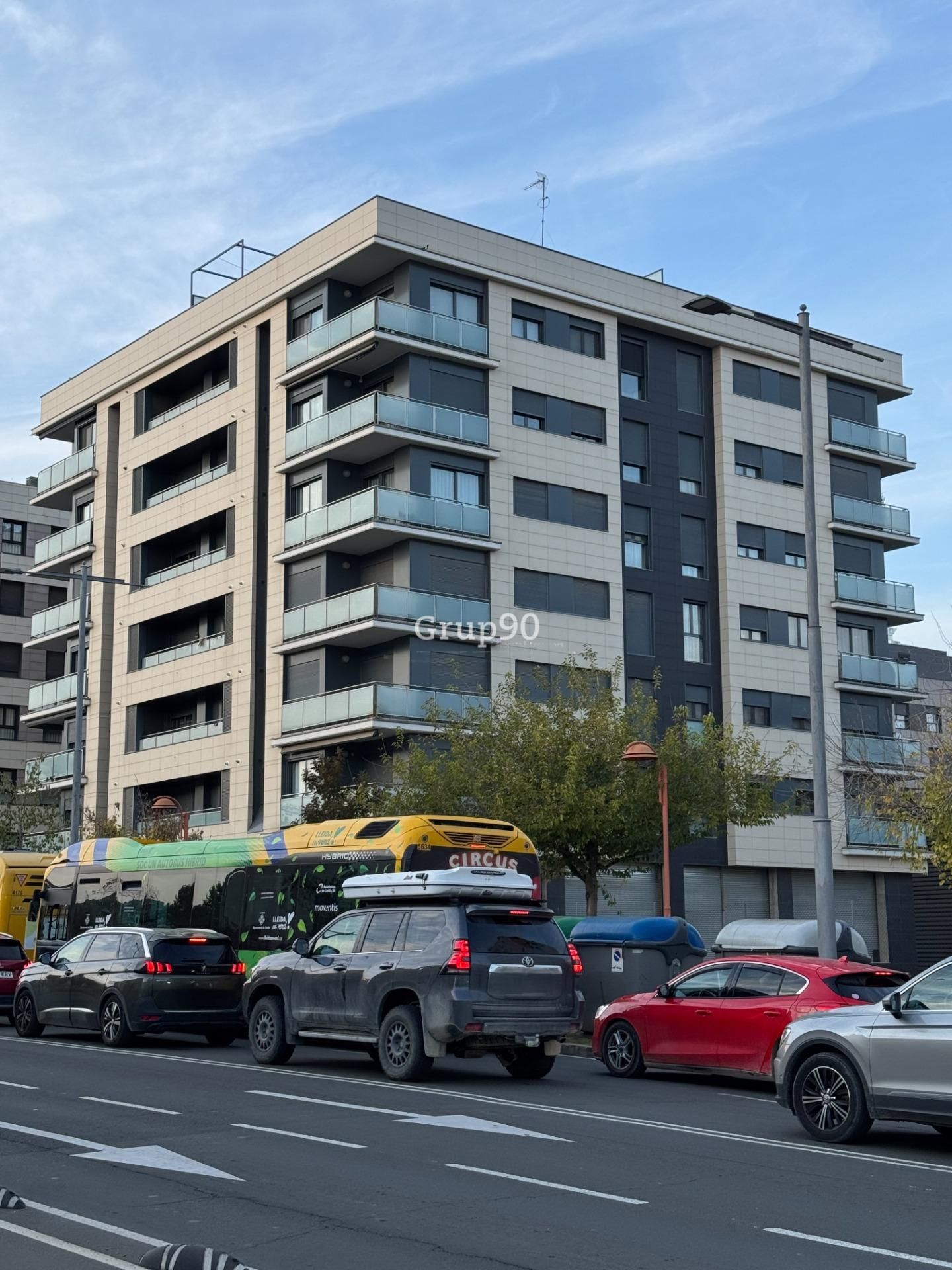 Vista exterior de Ático en venta en  Lleida Capital con Aire acondicionado, Calefacción y Parquet