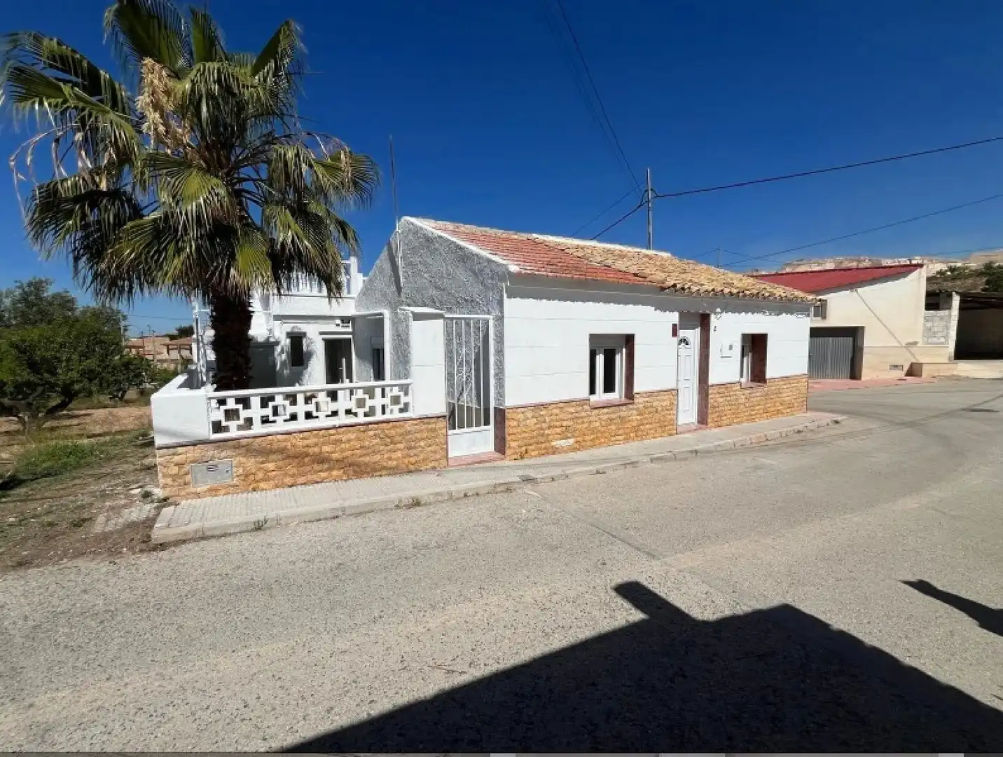 Vista exterior de Dúplex en venda en Algueña