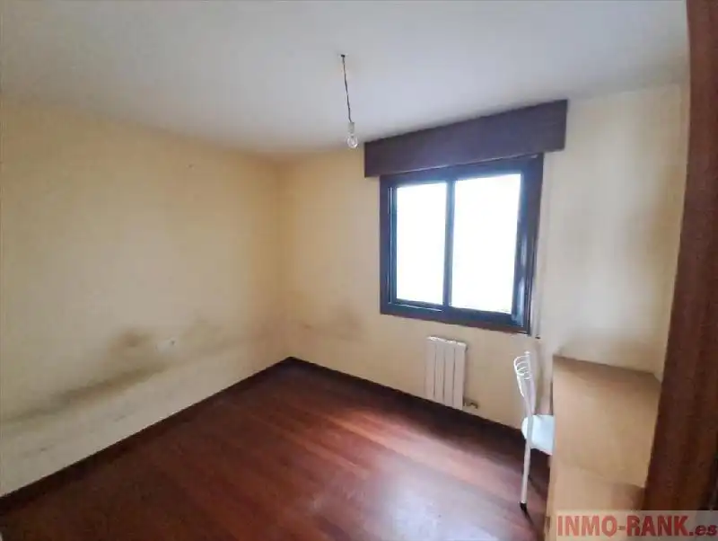 Habitación de Piso en venta en Salvaterra de Miño con Trastero