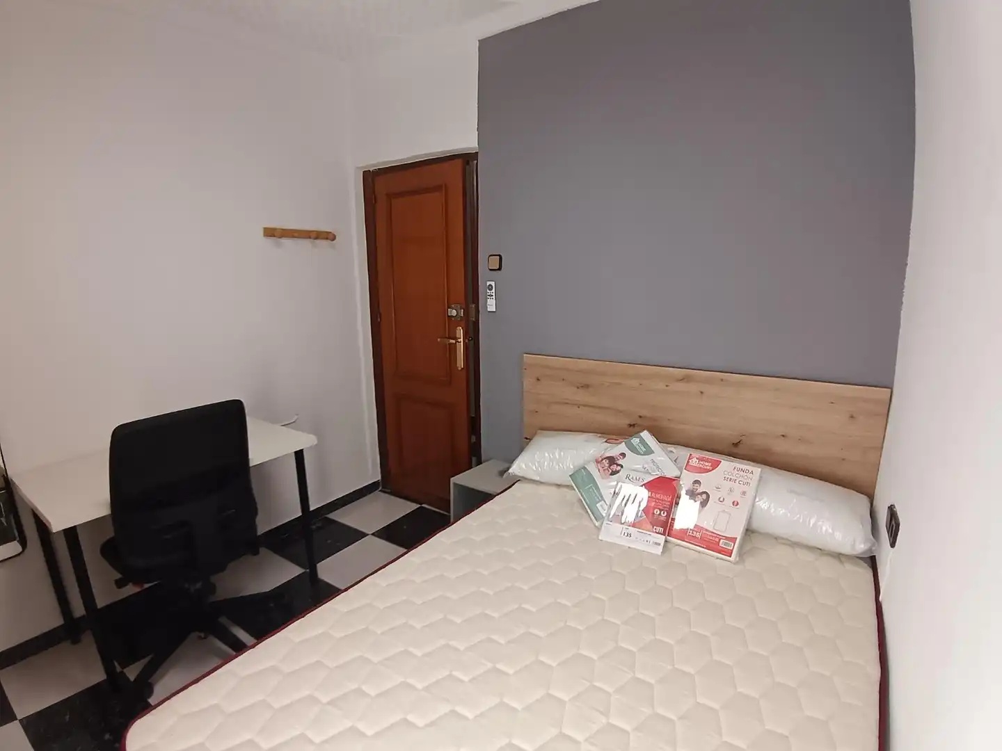 Bedroom of Flat for rent in Cartagena  with Terrace, Furnished and Balcony