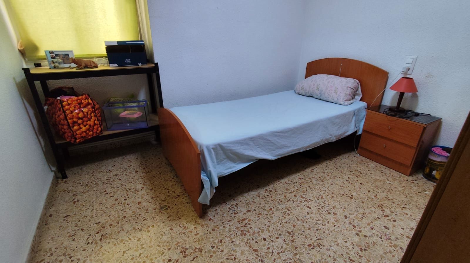 Dormitori de Pis en venda en Gandia amb Aire condicionat, Moblat i Forn