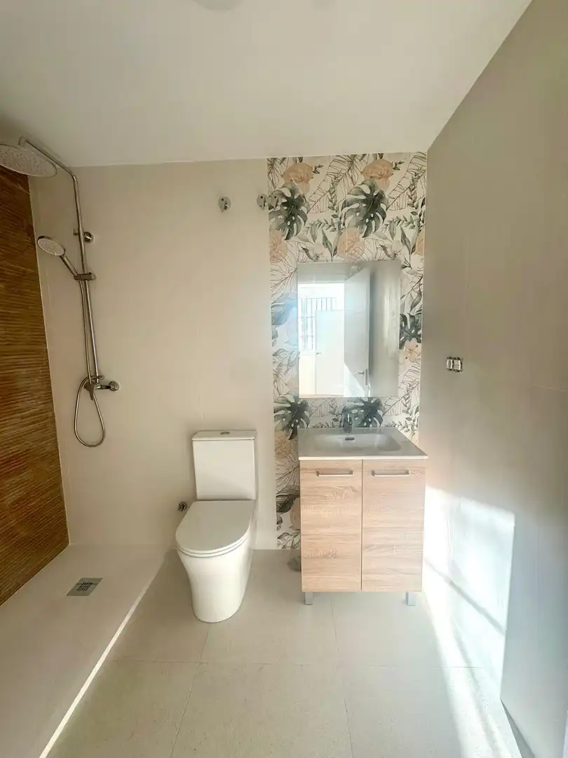 Bathroom of Buildings for sale in Torremolinos