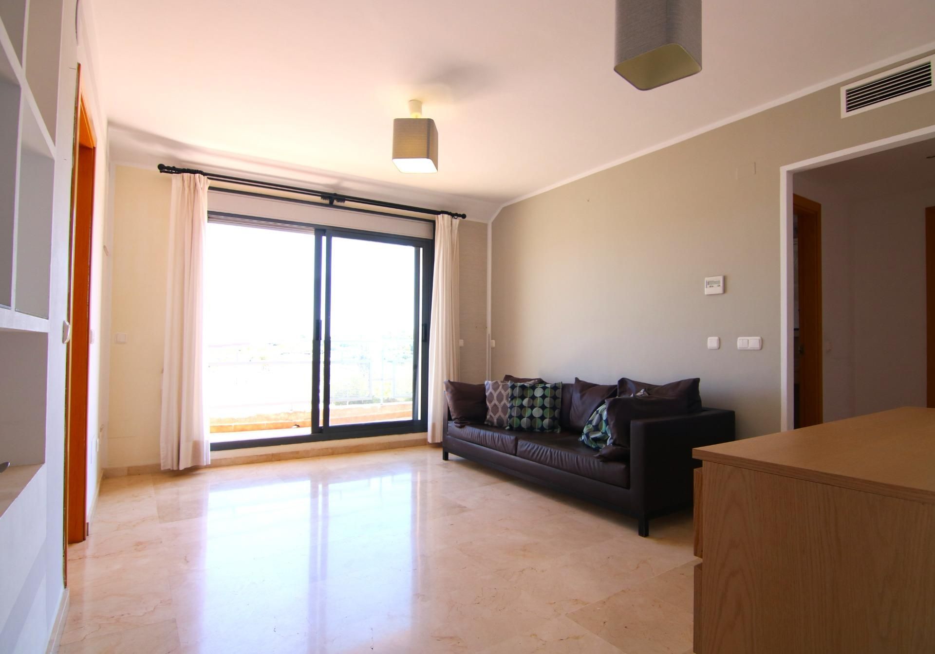 Sala d'estar de Àtic en venda en Coín amb Aire condicionat, Calefacció i Terrassa