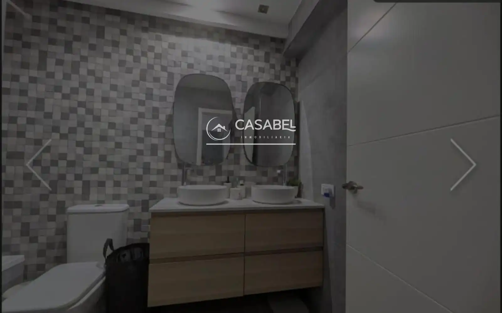 Bany de Casa o xalet en venda en Córdoba amb Aire condicionat, Terrassa i Traster