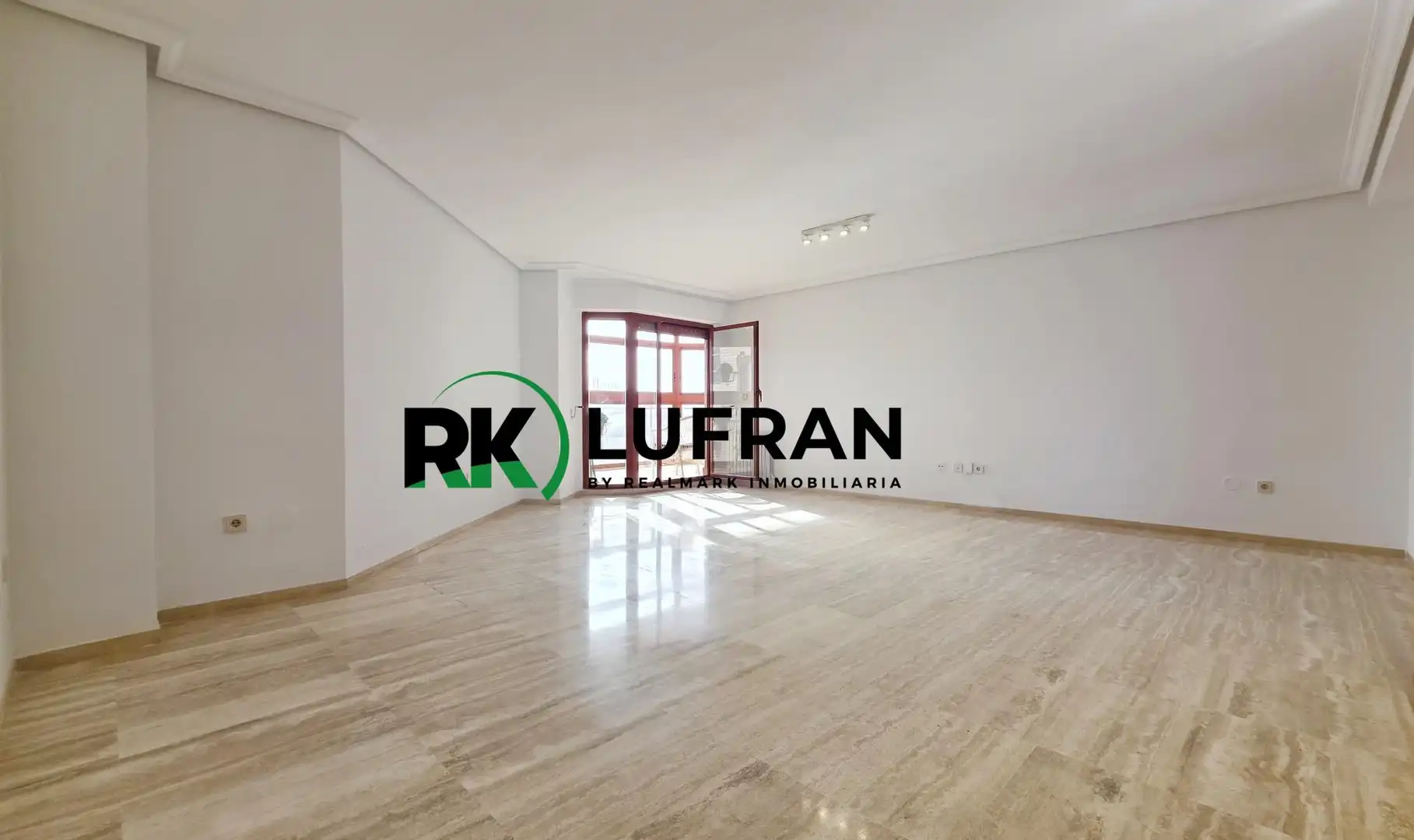 Penthouse mit Terrasse zum Verkauf in Avenida OSCAR ESPLA, imagen 7