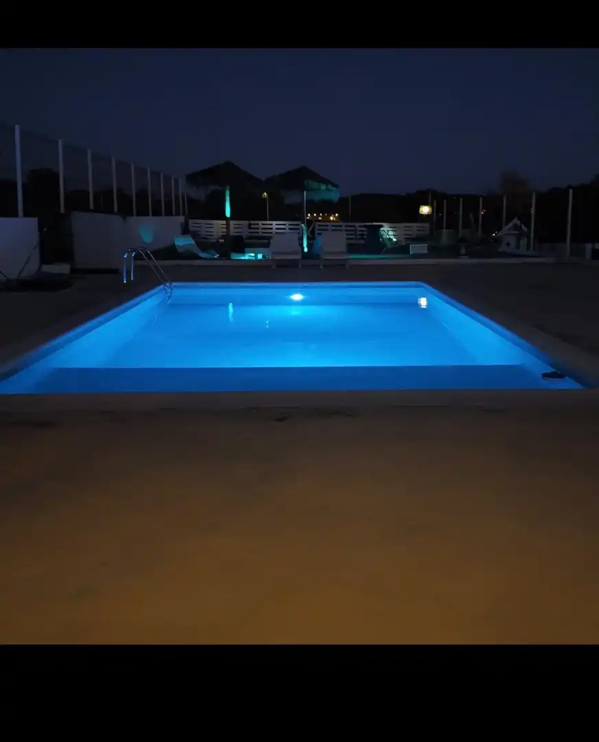 Schwimmbecken von Haus oder Chalet zum Verkauf in Ayamonte mit Klimaanlage, Heizung und Privatgarten