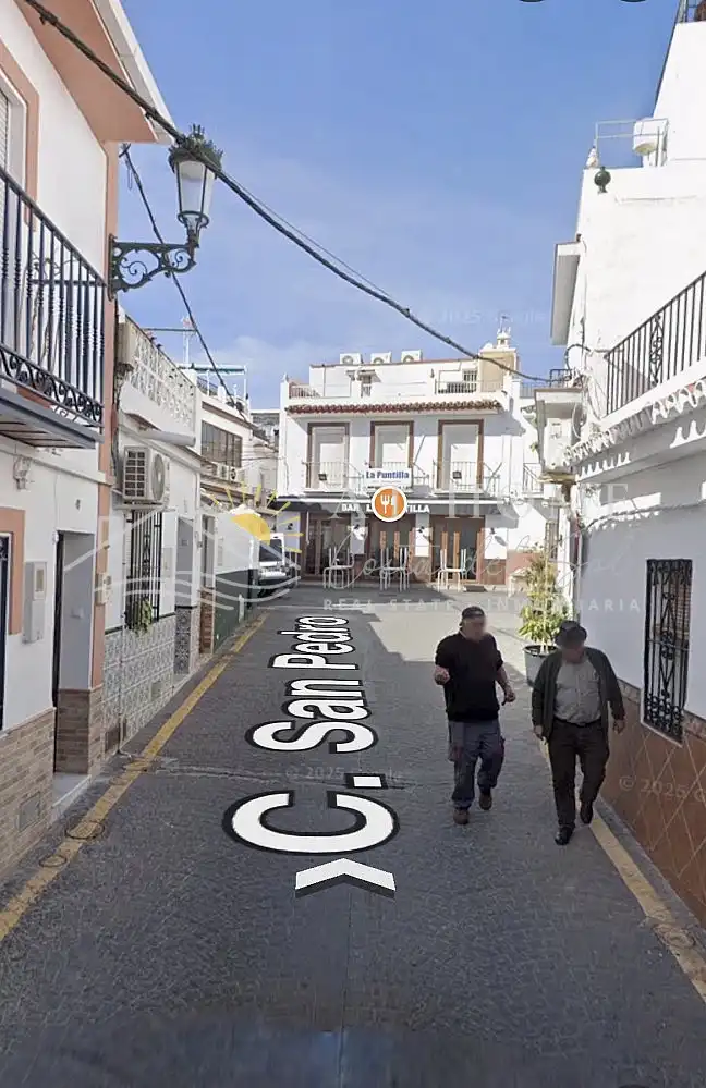 Vista exterior de Casa o chalet en venta en Nerja con Terraza y Horno
