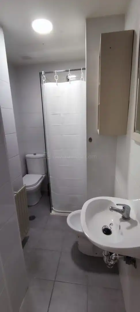 Baño de Piso en venta en  Logroño con Calefacción