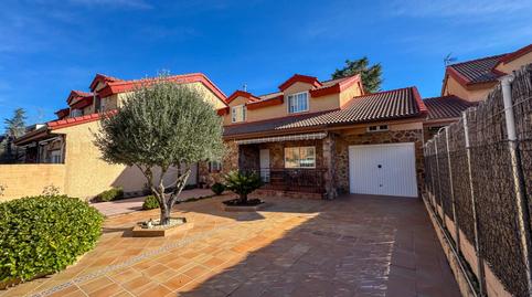 Foto 4 de Casa adosada en venda a Calle de Costa Rica, La Cabrera, Madrid