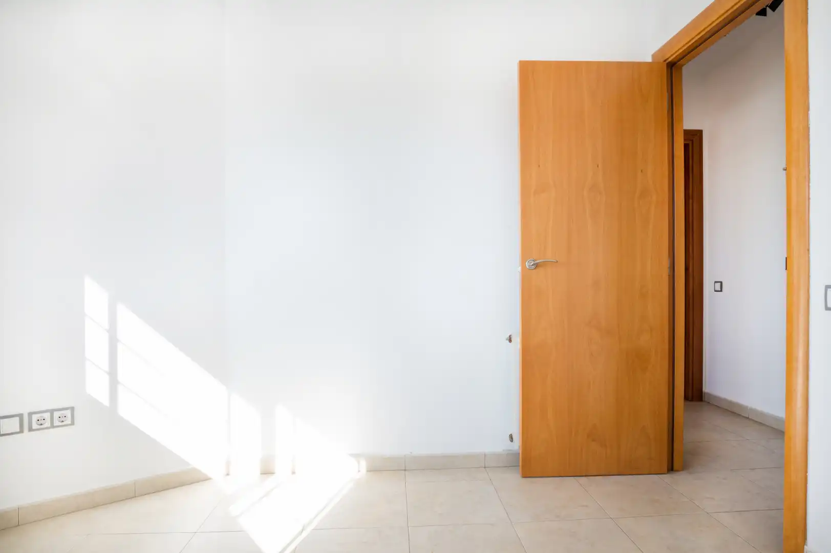Wohnung zum Verkauf in Terrassa mit Klimaanlage, Heizung und Abstellraum