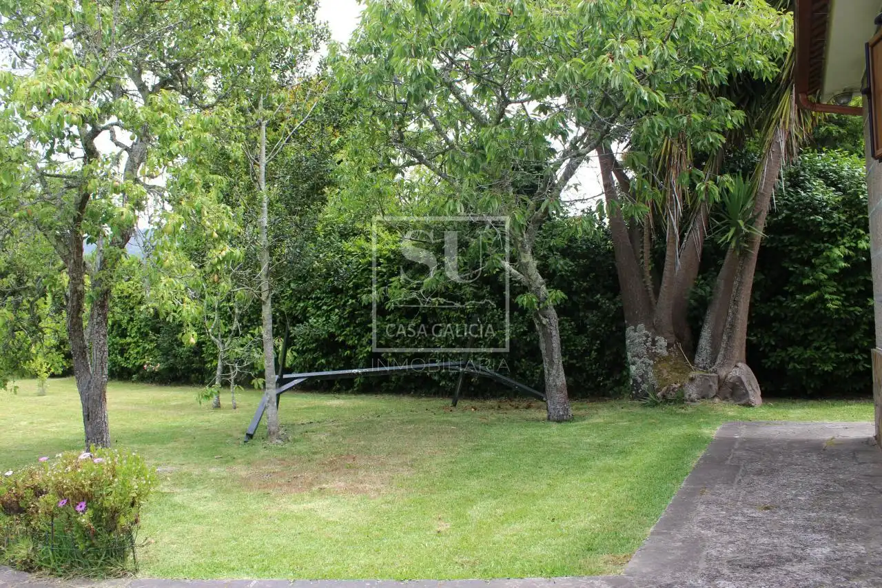 Casa o xalet en venda en Nigrán amb Calefacció, Jardí privat i Terrassa