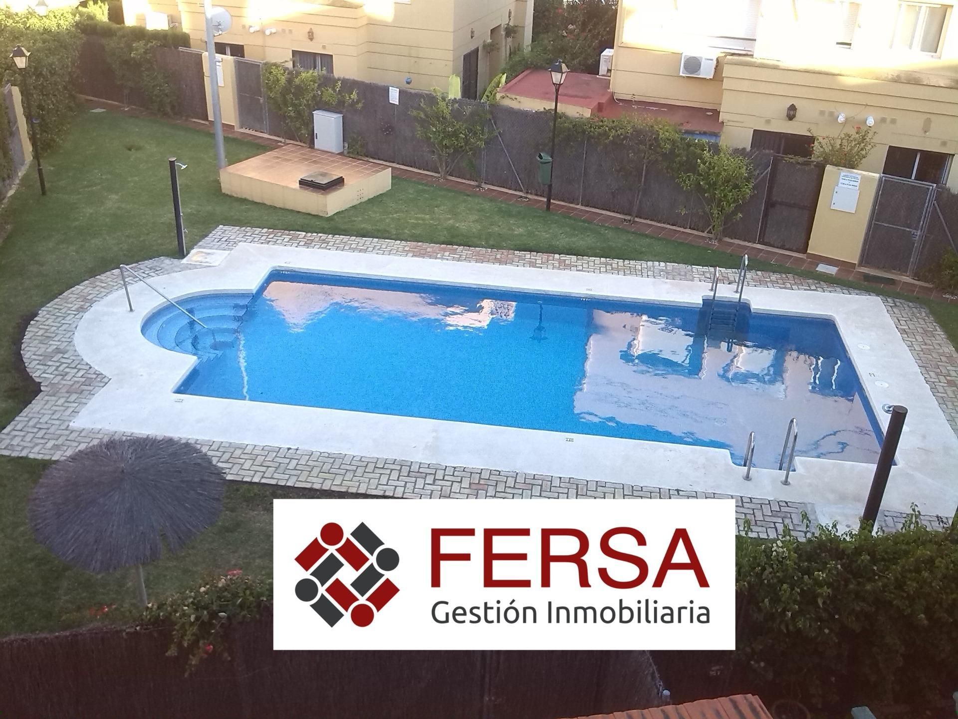 Swimming pool of Single-family semi-detached to rent in El Puerto de Santa María  with Private garden and Community pool