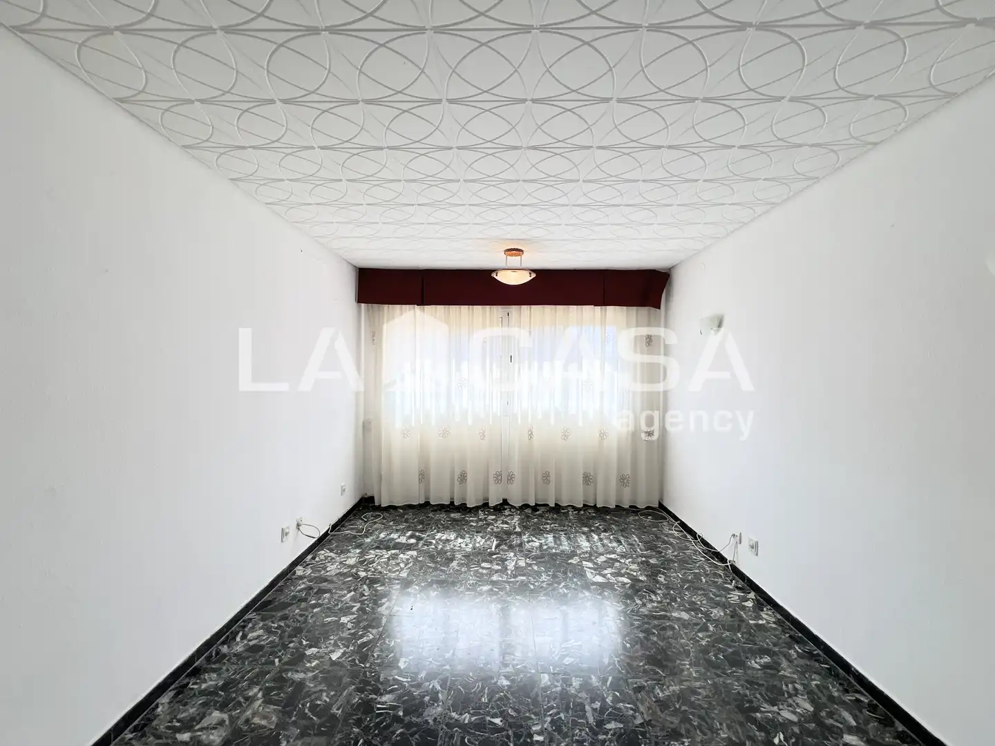Flat for sale in Badalona  with Balcony