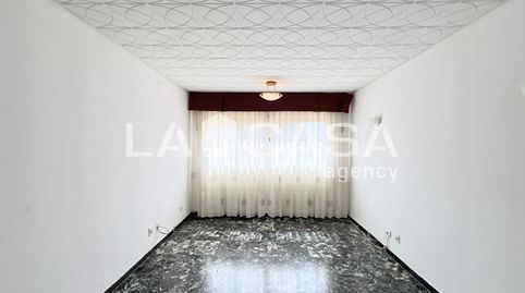 Foto 2 de Piso en venta en Llefià, Badalona