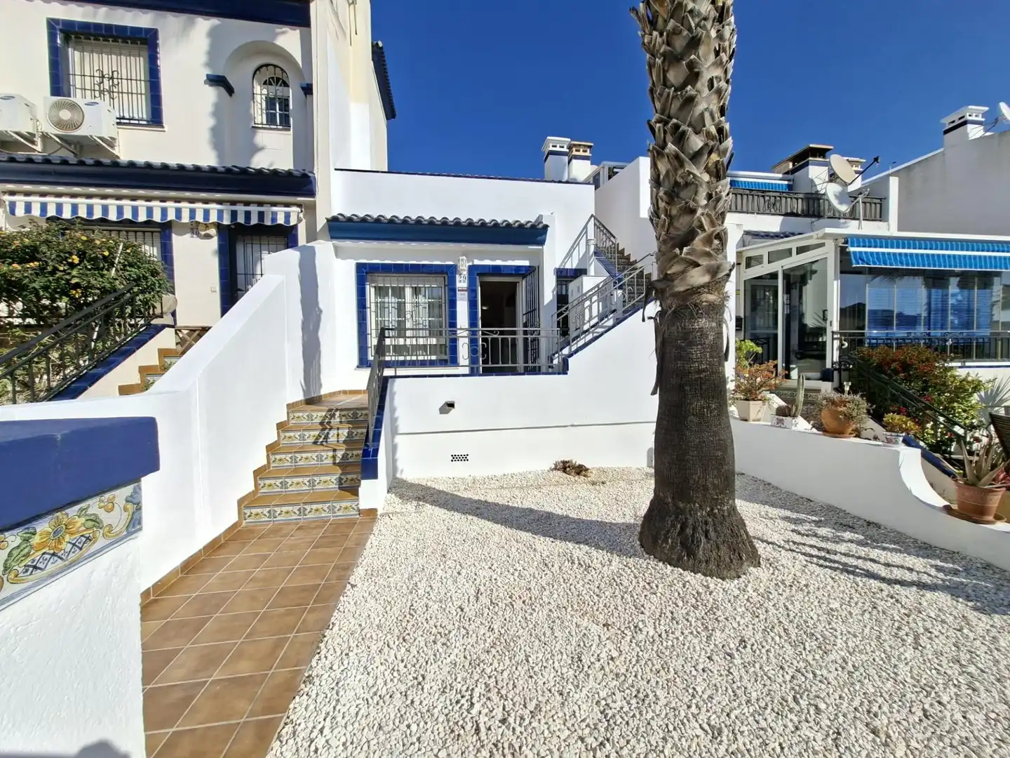 Exterior view of Houses for sale in Orihuela  with Air Conditioner, Private garden and Terrace