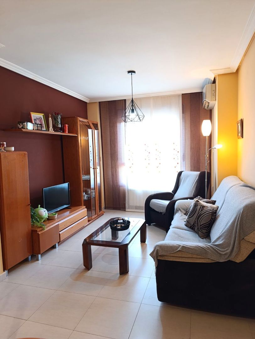Sala d'estar de Pis en venda en Ciudad Real Capital amb Aire condicionat i Traster