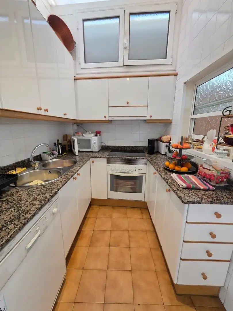 Cocina de Planta baja en venta en Igualada con Calefacción, Terraza y Trastero