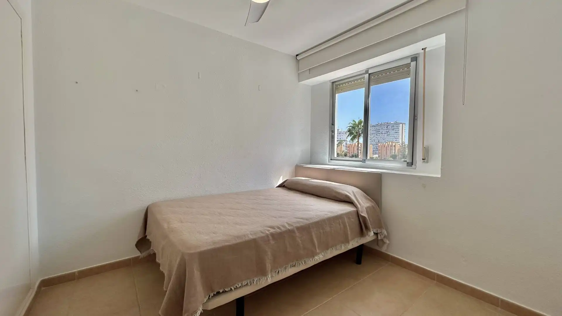 Bedroom of Apartments for rent in La Pobla de Farnals  with Air Conditioner, Parquet flooring and Terrace