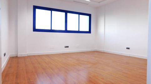 Foto 2 de Oficina de alquiler en Calle Adriático, 1, La Plata, Jerez de la Frontera