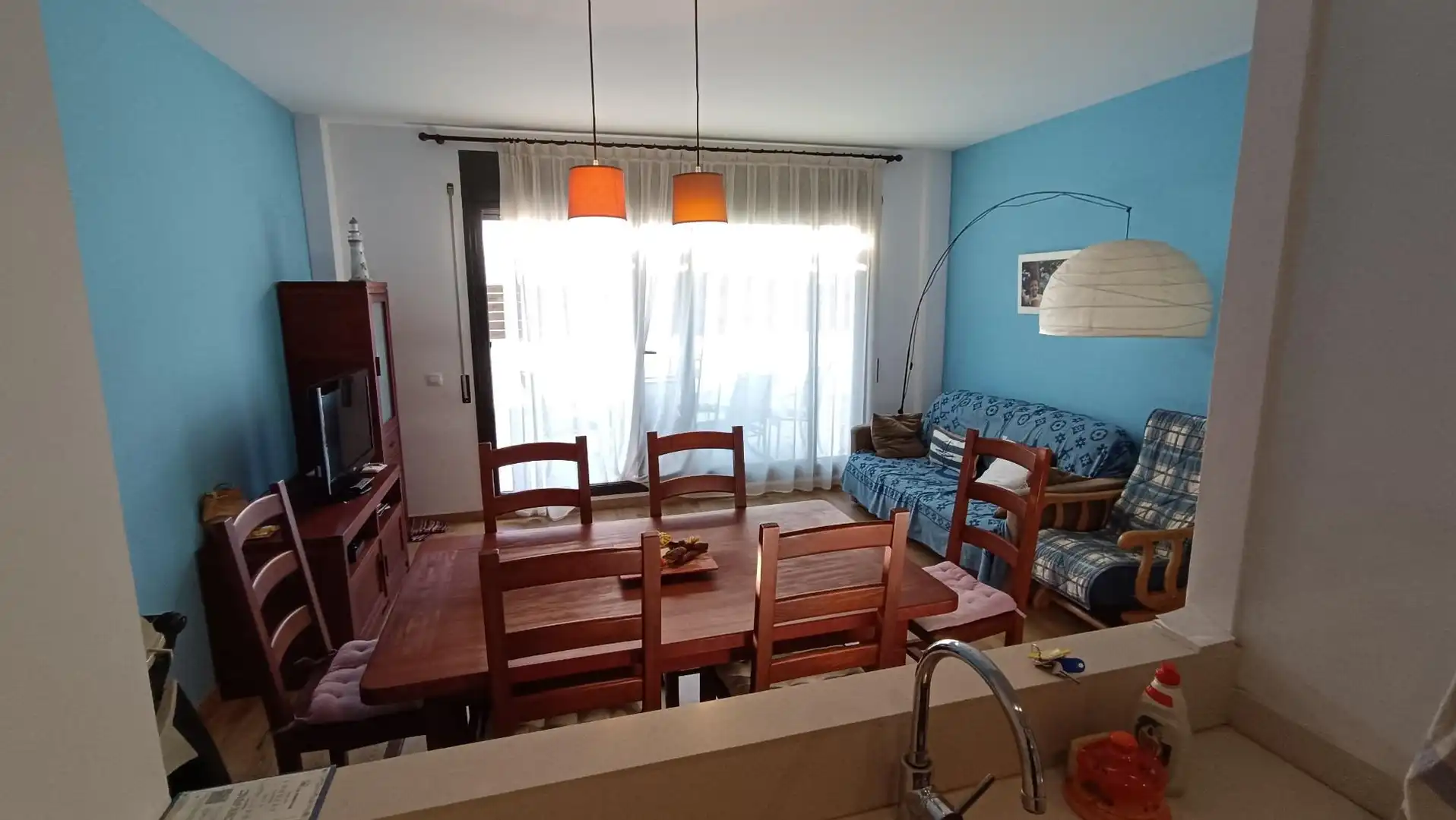 Wohnzimmer von Erdgeschoss zur Miete in Palamós mit Heizung, Terrasse und Balkon